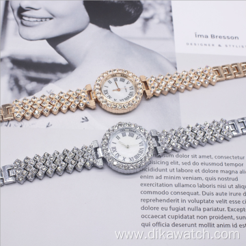 Fashion Set Women Watches Luxury Rhinestone Ladies Quartz Wrist Watch Bracelet Set